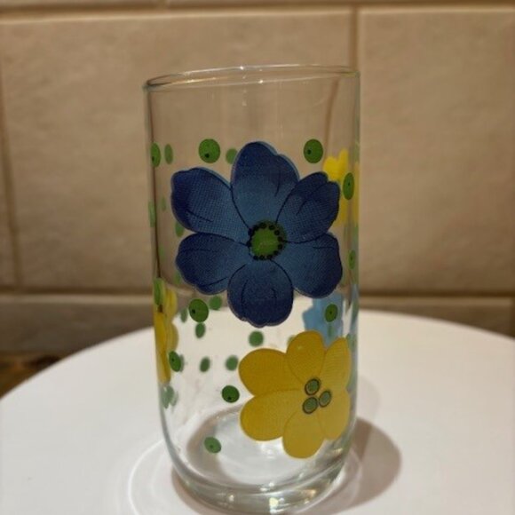 Vintage KIG Tumbler Glasses Floral Design Retro Decor Set of 4 5" x 2 3/4" 1960s - Picture 6 of 8